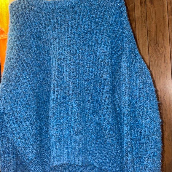 Cozy Blue Knit Sweater - Picture 1 of 2